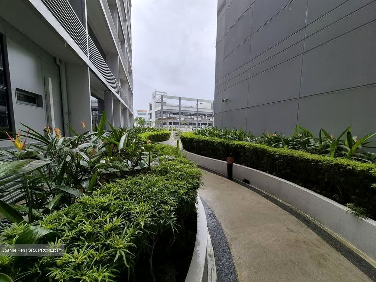 Az @ Paya Lebar (D14), Factory #577740031